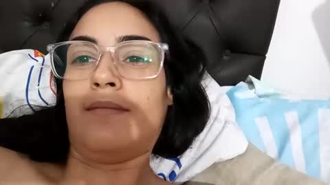 Contreras online show from October 2025 04:21:02 AM