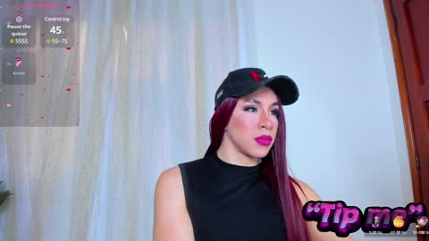 Hazel Bowie online show from December 2024 06:59:01 PM