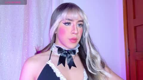 Hazel Bowie online show from March 2026 10:05:01 PM