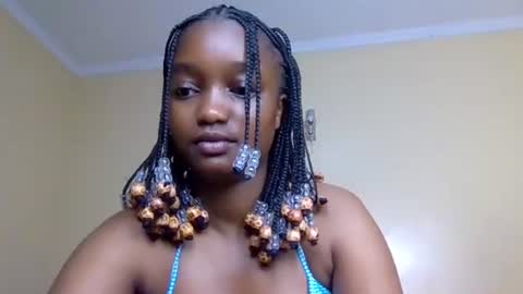 Elly online show from November 2025 12:38:02 AM