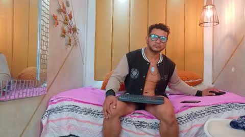 Snapshot of alpha_kong chatting on September 2025 11:04:02 AM Alpha online show from September 2025 11:04:02 AM