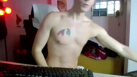 Snapshot of alphabritsex chatting on October 2025 08:41:01 PM Tobias Wilde online show from October 2025 08:41:01 PM