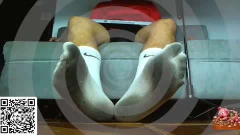 Snapshot of alphacashmaster8 chatting on May 2026 08:09:02 AM MASTER FINDOM DRAIN... online show from May 2026 08:09:02 AM