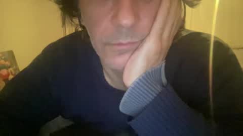 Snapshot of alphandre chatting on January 2025 04:27:01 PM AlphAndre online show from January 2025 04:27:01 PM