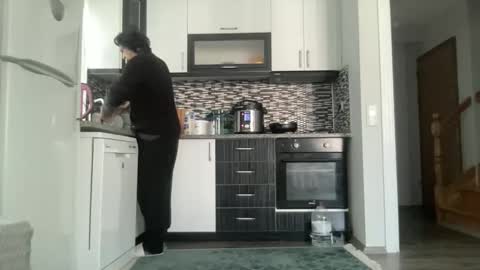 Snapshot of alphandre chatting on January 2025 07:07:01 AM AlphAndre online show from January 2025 07:07:01 AM