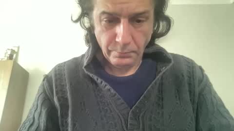 Snapshot of alphandre chatting on February 2025 06:26:02 AM AlphAndre online show from February 2025 06:26:02 AM