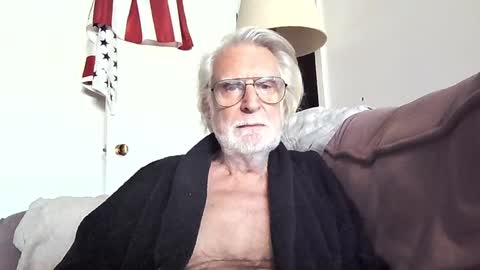 AlphaUniform online show from January 2025 05:29:02 PM