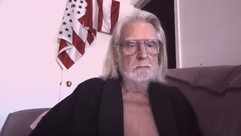 AlphaUniform online show from February 2026 03:32:02 PM