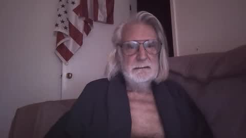 AlphaUniform online show from March 2026 12:13:01 PM