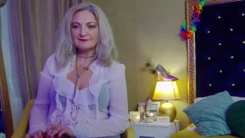 Alura Jenson online show from November 2025 08:03:01 PM