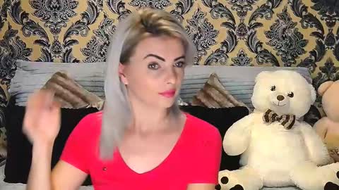 Snapshot of alyblonde chatting on February 2025 08:06:02 AM aly online show from February 2025 08:06:02 AM