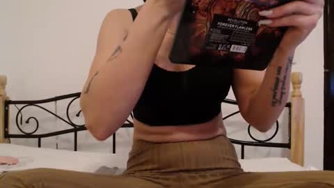 Missy online show from November 2025 06:05:02 AM