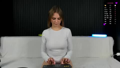 Snapshot of alyona_24 chatting on November 2025 12:27:02 PM Alena online show from November 2025 12:27:02 PM