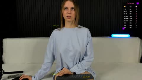 Alena online show from February 2026 04:36:01 PM