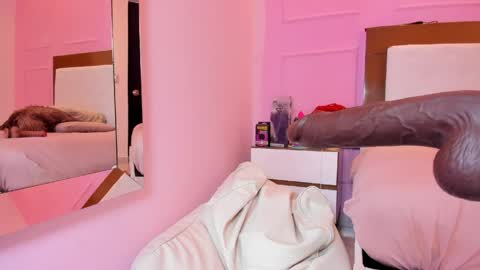 alysonjackson online show from April 2026 07:38:02 PM