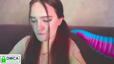 Alyssa online show from October 2025 08:57:02 AM