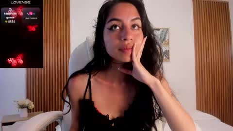 Snapshot of alyssabeauty_ chatting on April 2026 09:17:02 PM alyssabeauty_ online show from April 2026 09:17:02 PM