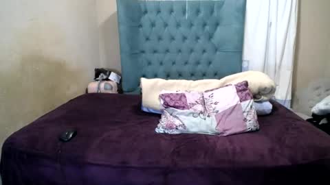 alyssabrownx online show from June 2026 03:27:01 PM