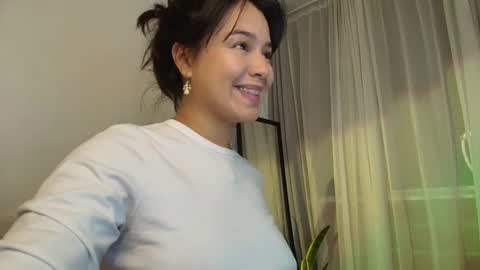 Snapshot of alyssia_wolds_1 chatting on September 2025 12:21:02 AM alyssia wolds online show from September 2025 12:21:02 AM