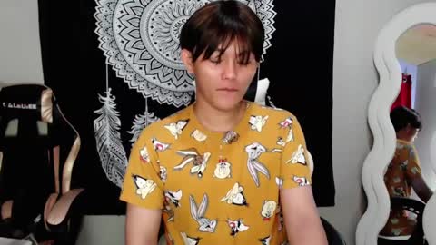 Snapshot of alyx_lust chatting on February 2025 07:43:02 PM Alyx online show from February 2025 07:43:02 PM
