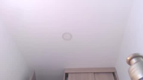 valentia online show from February 2026 10:15:01 PM