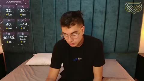 Amadeo Wild online show from December 2024 06:23:02 PM