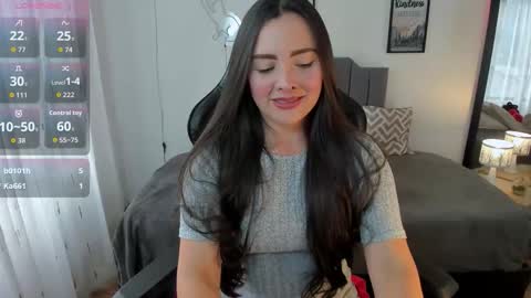 Hi Im AmaiaHelp me reach 100 likes online show from October 2025 08:09:02 PM