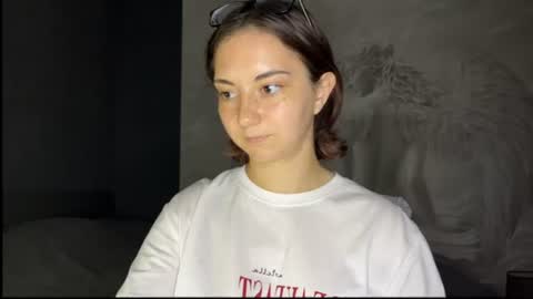amalia_lambert13 online show from June 2026 08:21:01 PM