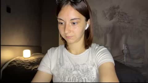 amalia_lambert13 online show from July 2026 07:50:01 PM