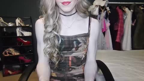 Amalie online show from January 2025 09:57:01 PM