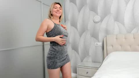 Amanda   insta amanda    grey online show from January 2025 05:35:01 PM