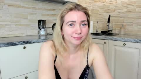 Amanda   insta amanda    grey online show from April 2026 05:59:01 PM