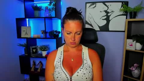 Amanda online show from July 2026 04:39:33 PM