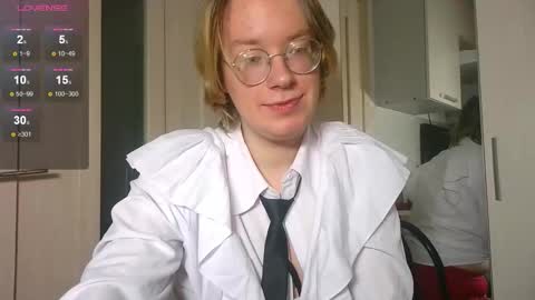 Hi im Amanda online show from February 2026 06:01:01 PM