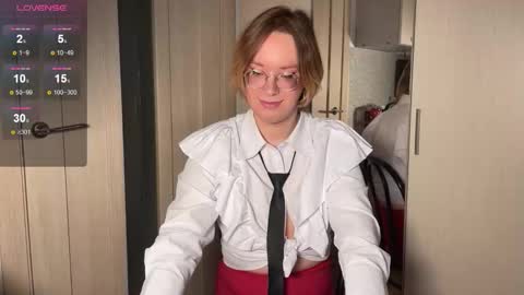 Hi im Amanda online show from February 2026 05:43:01 PM