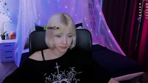 amanda_dark_ online show from May 2026 08:52:01 AM