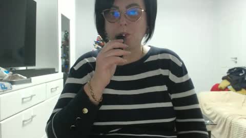 Anda .. online show from December 2025 07:41:02 PM