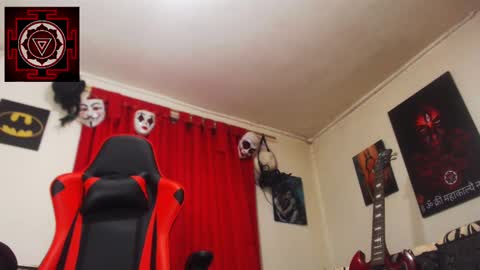 Snapshot of amanda_valeska chatting on December 2024 03:43:02 PM Amanda Valeska online show from December 2024 03:43:02 PM