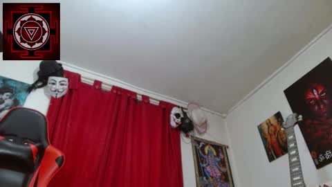 Amanda Valeska online show from November 2025 06:08:01 PM