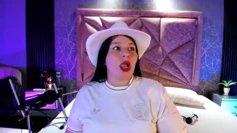 Amanda cruz online show from September 2025 01:27:01 AM