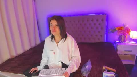 Amanda online show from April 2026 05:25:01 AM