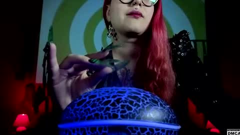 Snapshot of amanita__pantherina chatting on April 2026 08:20:01 AM Goddess Amanita online show from April 2026 08:20:01 AM