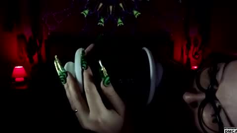 Snapshot of amanita__pantherina chatting on April 2026 12:47:01 PM Goddess Amanita online show from April 2026 12:47:01 PM
