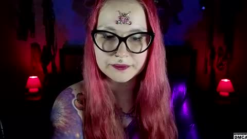 Snapshot of amanita__pantherina chatting on April 2026 12:20:01 PM Goddess Amanita online show from April 2026 12:20:01 PM