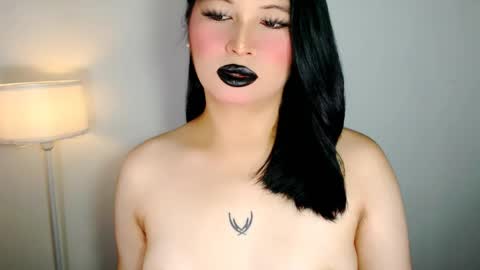 Snapshot of amara_perry30 chatting on May 2026 06:41:01 AM Amara online show from May 2026 06:41:01 AM