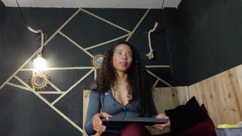 amara_vex online show from July 2026 12:35:01 PM
