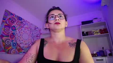 Susan online show from October 2025 11:27:02 PM