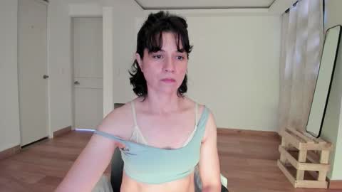 Amarantha online show from March 2026 07:00:02 PM