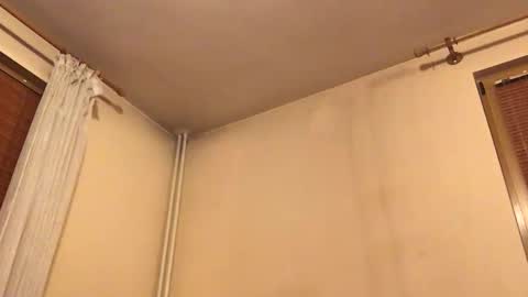 Snapshot of amaranther chatting on December 2025 06:57:02 PM Amaranther online show from December 2025 06:57:02 PM