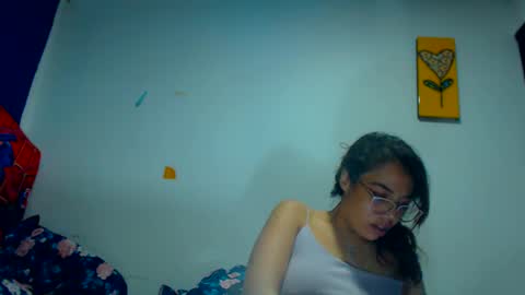 Amara Julia online show from December 2024 08:51:01 PM